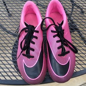 Nike pink cleats size 4 youth